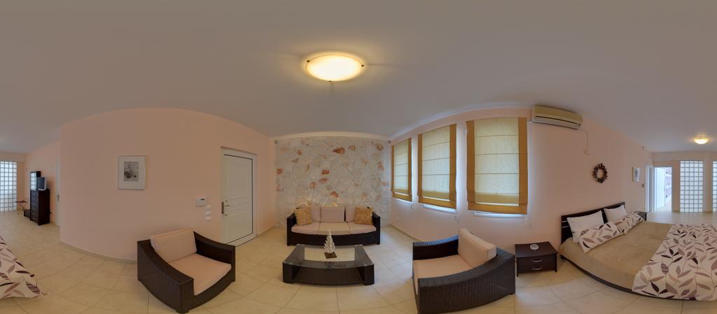 Pyrgos Zante Suites Alikanás Exterior foto