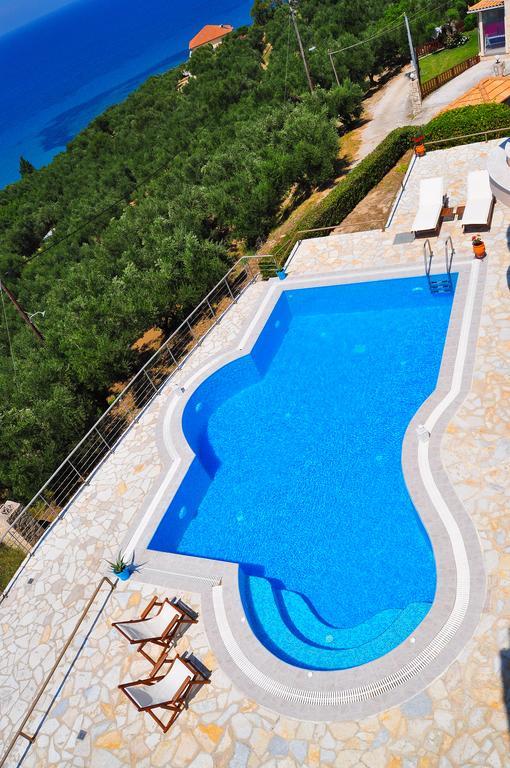 Pyrgos Zante Suites Alikanás Exterior foto