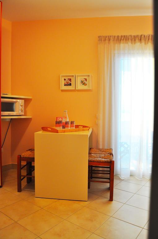 Pyrgos Zante Suites Alikanás Exterior foto