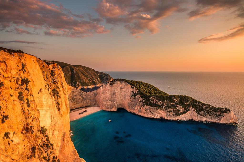 Pyrgos Zante Suites Alikanás Exterior foto