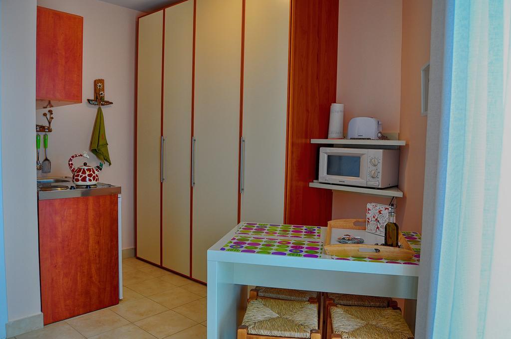 Pyrgos Zante Suites Alikanás Exterior foto